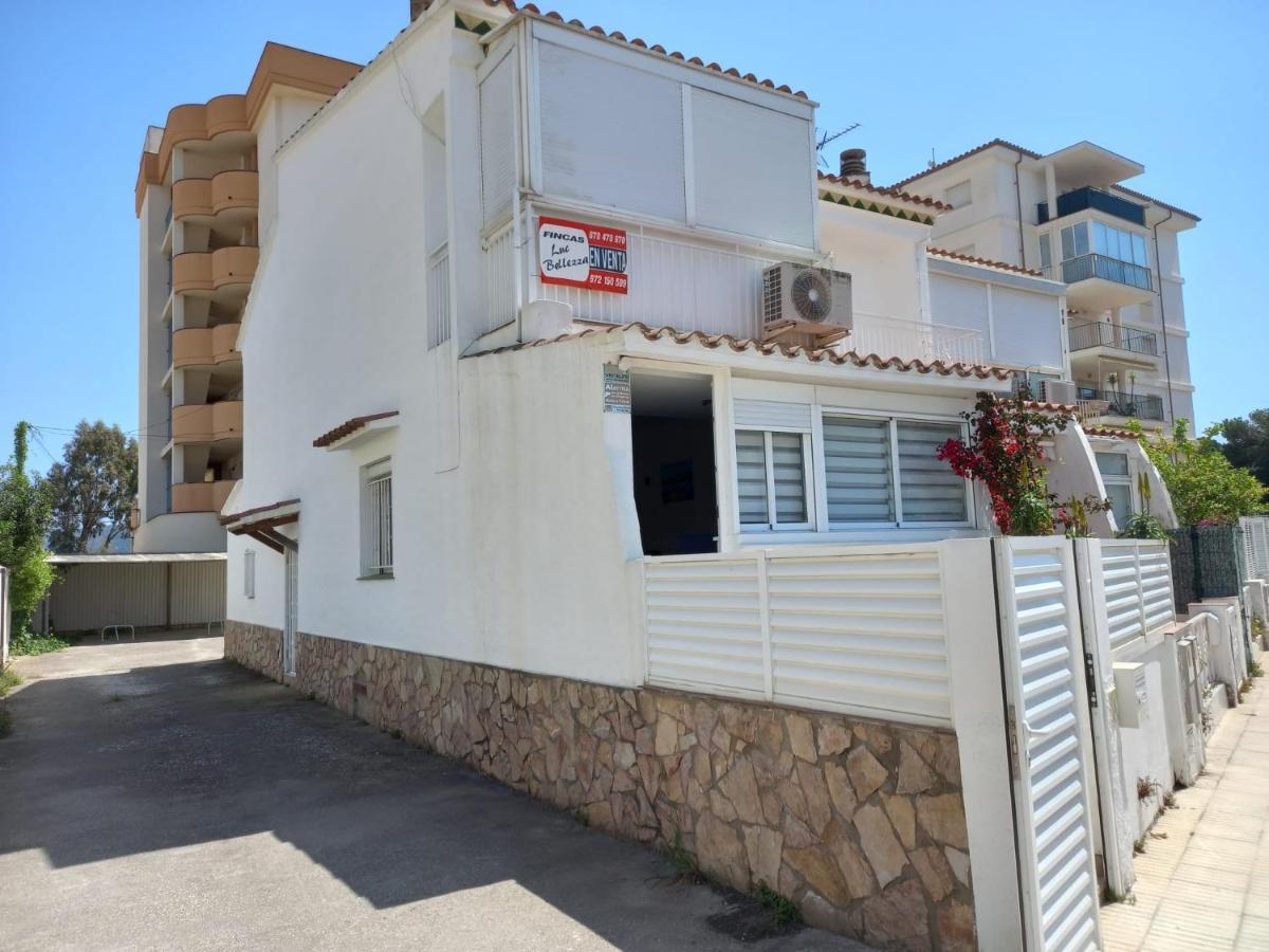 Monleon Villa A 10 Minutos De La Playa 2 Parking Gratuito Росес Екстер'єр фото